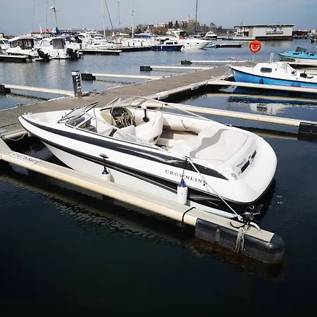 בית הארחה Black Sea Pearl 4*