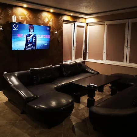 בית הארחה Black Sea Pearl 4*