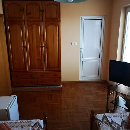 בית הארחה Black Sea Pearl 4*