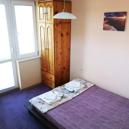 Black Sea Pearl 4* צ'רנומורץ