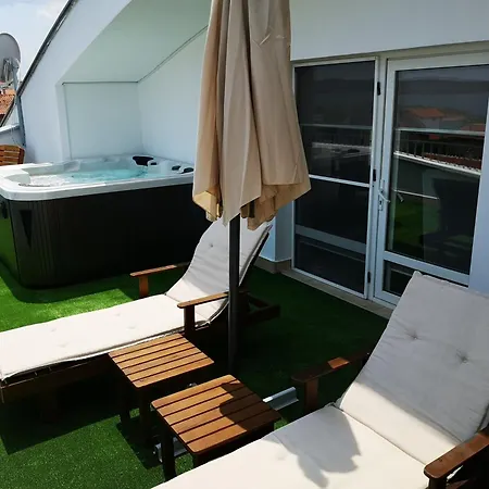 בית הארחה Black Sea Pearl צ'רנומורץ