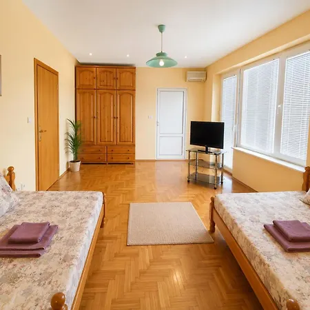 Къща за гости Black Sea Pearl 4*