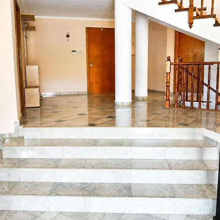 Black Sea Pearl Къща за гости 4*